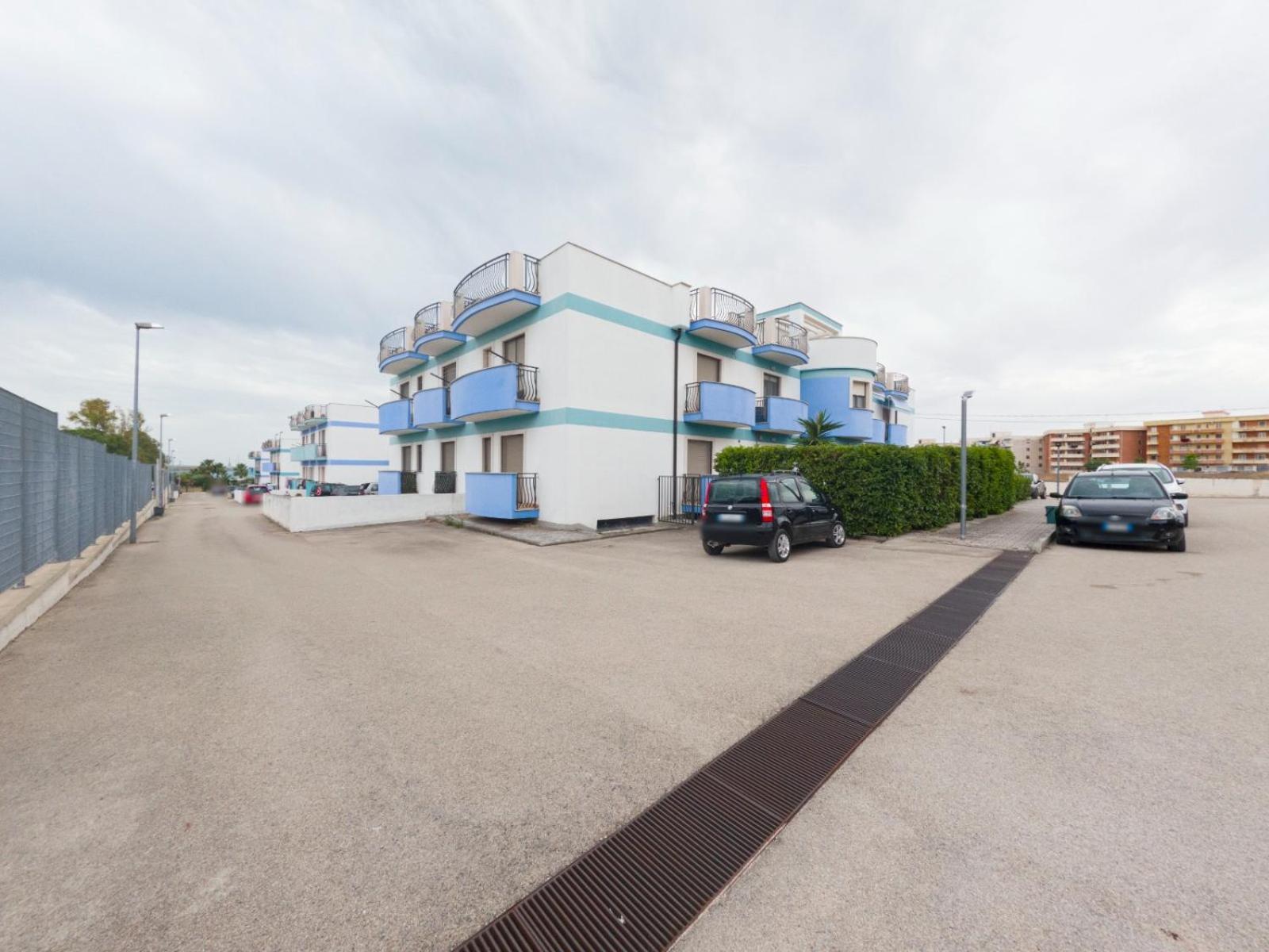 Residence Calle Del Porto Манфредония Екстериор снимка